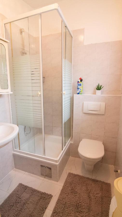 Small-Comfy Guest House In Donaustadt Garden - Not Shared! Viyana Dış mekan fotoğraf