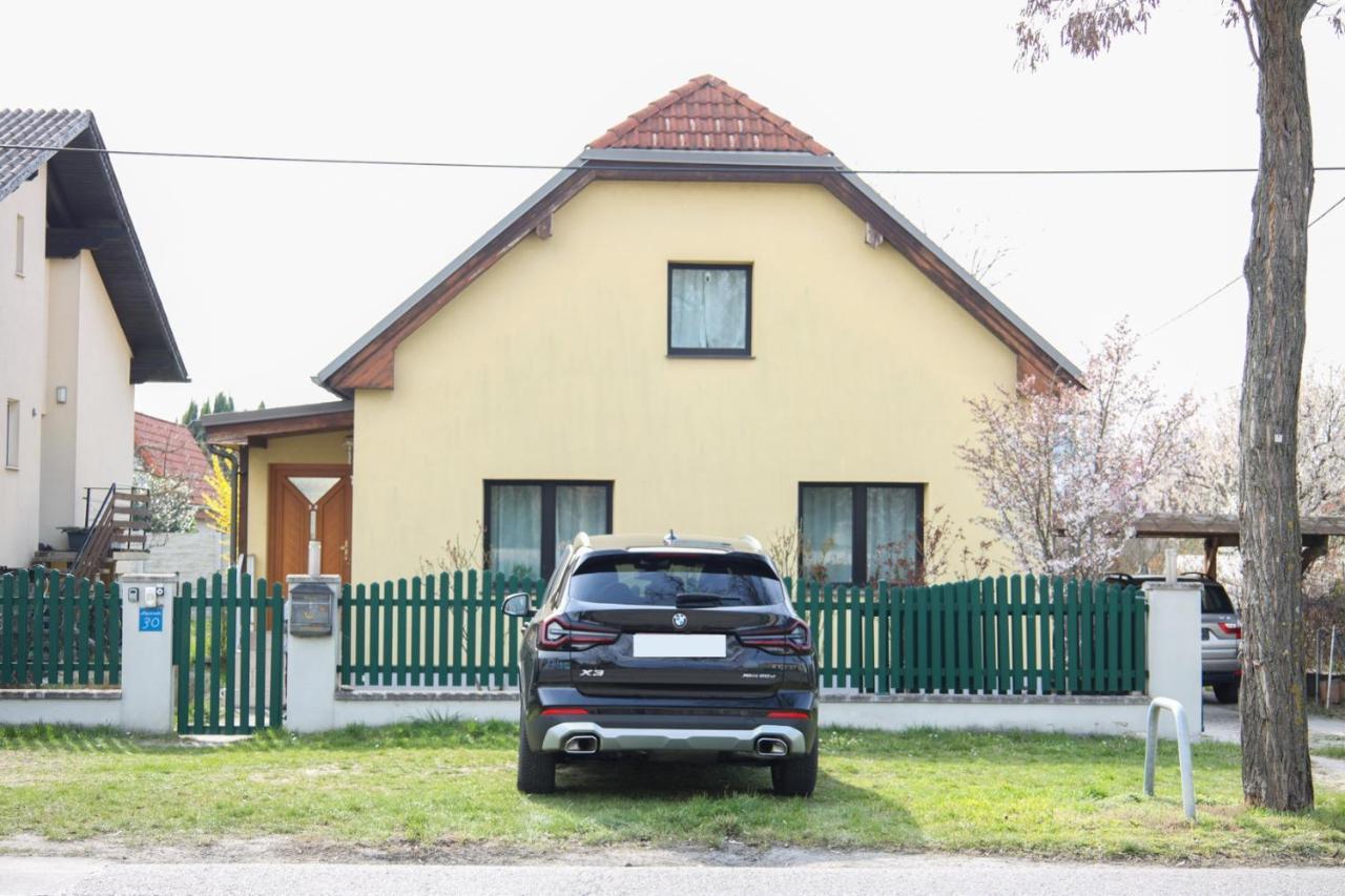 Small-Comfy Guest House In Donaustadt Garden - Not Shared! Viyana Dış mekan fotoğraf